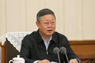 什么水平？阿克弹钢琴，柔情似水充满文艺